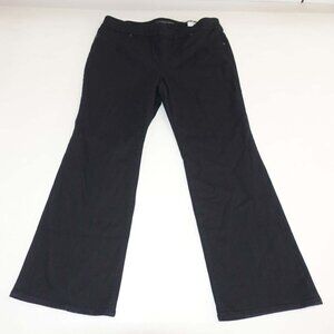 Chico's Women's Pull On Slim Boot Jeans NWT Size 3 / 16 Regular Black Stretch